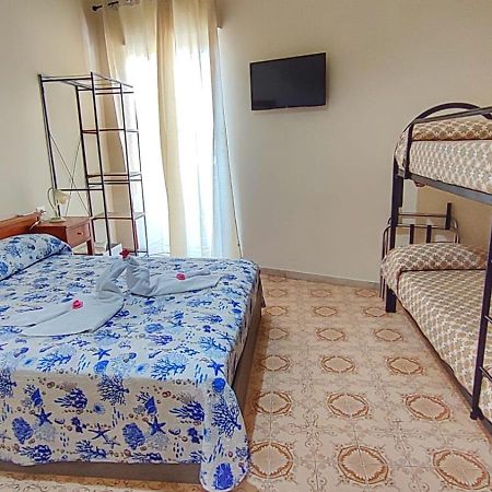 Confy Apartments Pompéi Extérieur photo